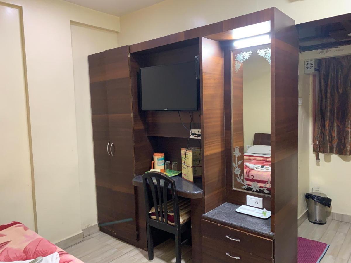 Kanchi Residency Chennai Exteriör bild