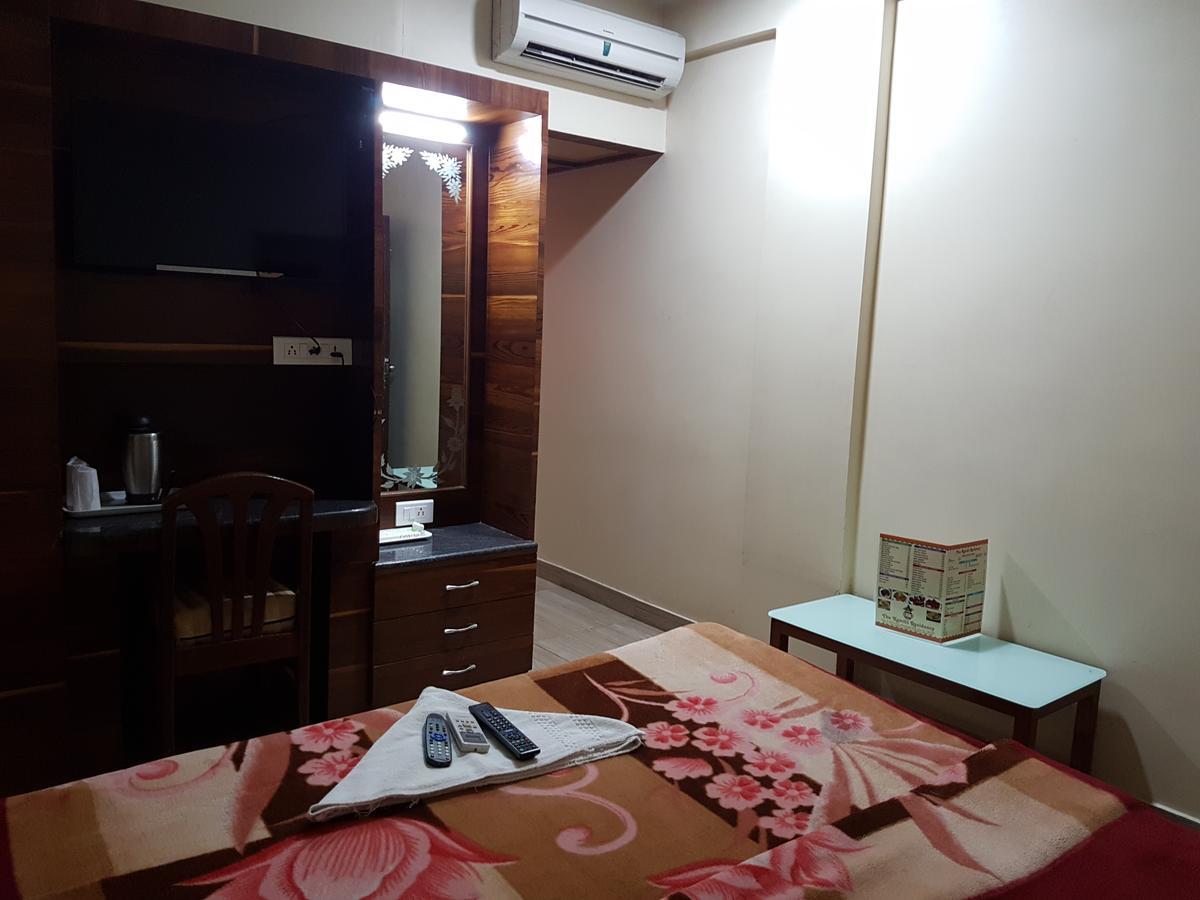 Kanchi Residency Chennai Exteriör bild
