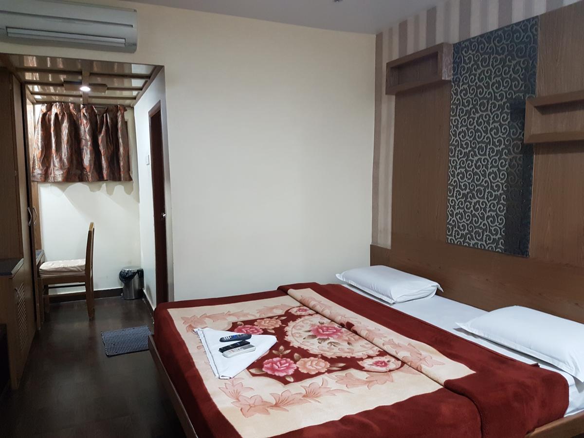 Kanchi Residency Chennai Exteriör bild